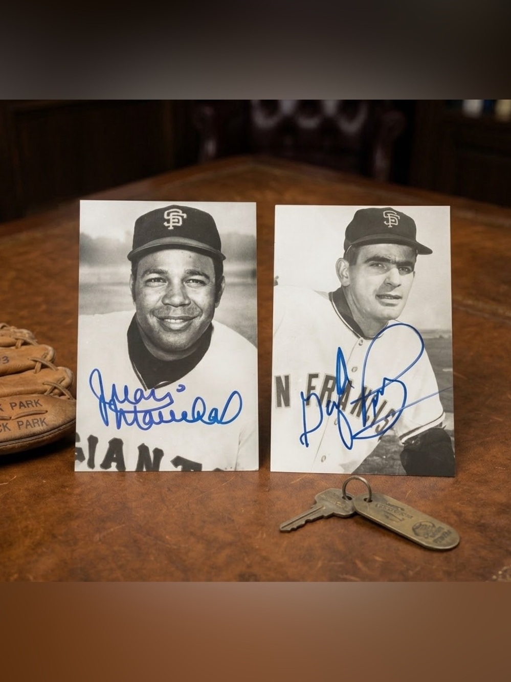 Juan Marichal & Gaylord Perry vintage authentic autographed postcards HOF Giants